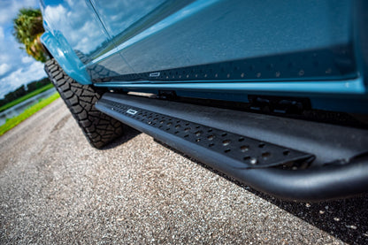 Dominator Xtreme DSS SideSteps With Mounting Bracket Kit Textured Black 2021-2025 Ford Bronco 4 Door Go Rhino