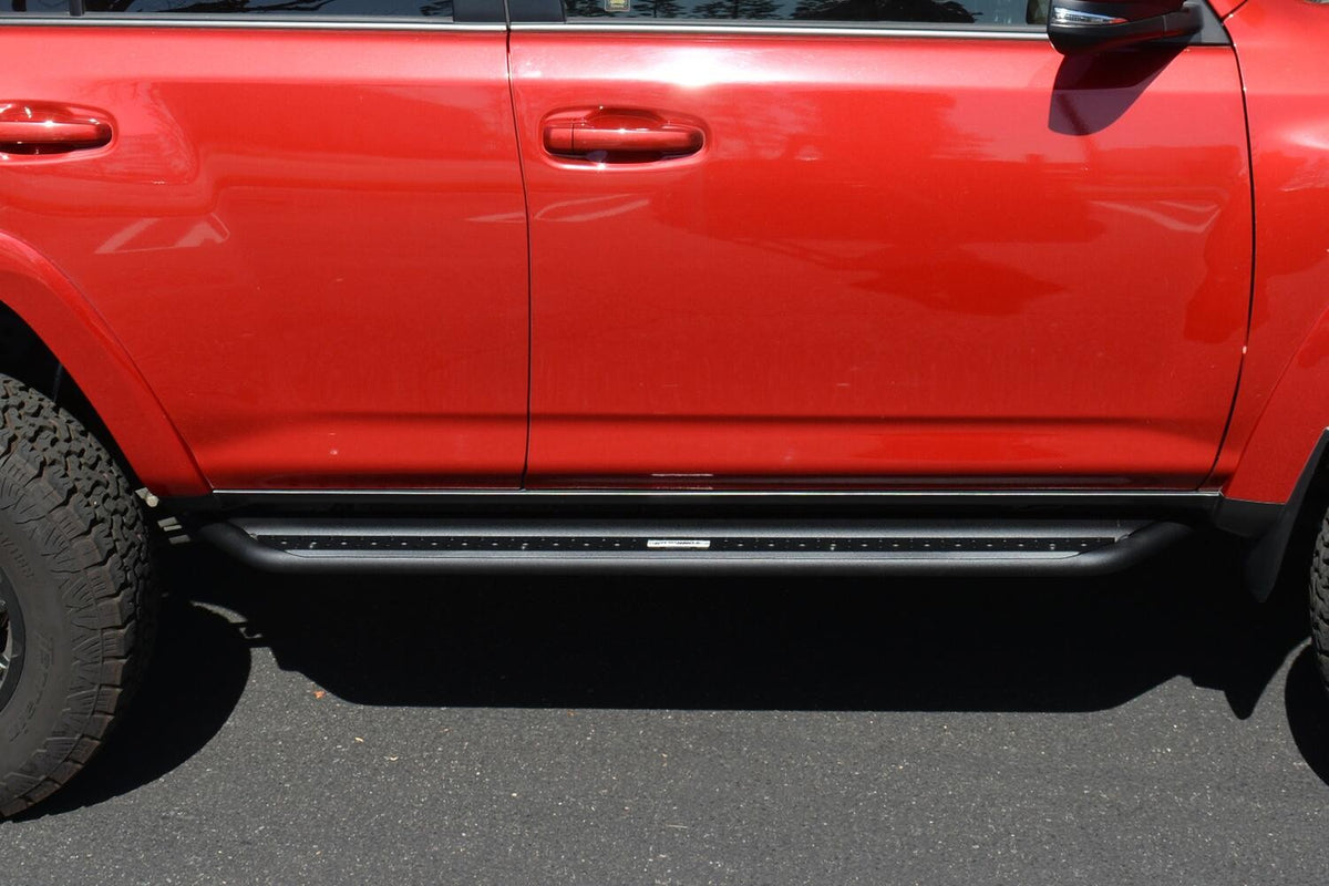 Dominator Xtreme DSS SideSteps With Mounting Bracket Kit Textured Black 2014-2024 Toyota 4Runner Go Rhino