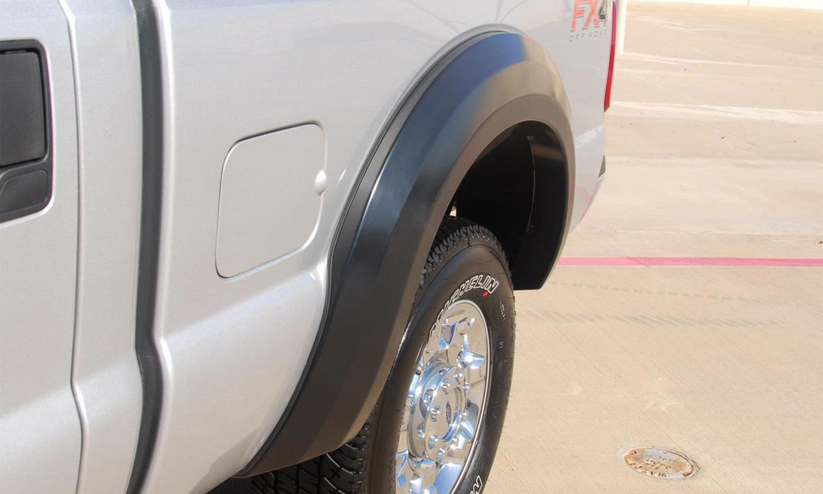 Extra Wide Style Fender Flare Set Rear, Textured, 2-Piece Set 2011-2016 Ford F-250 Super Duty/F-350 Super Duty Fleetside Lund