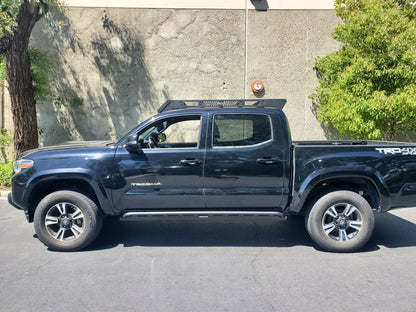 Dominator Xtreme D1 SideSteps With Mounting Bracket Kit Textured Black 2018-2023 Toyota Tacoma Go Rhino