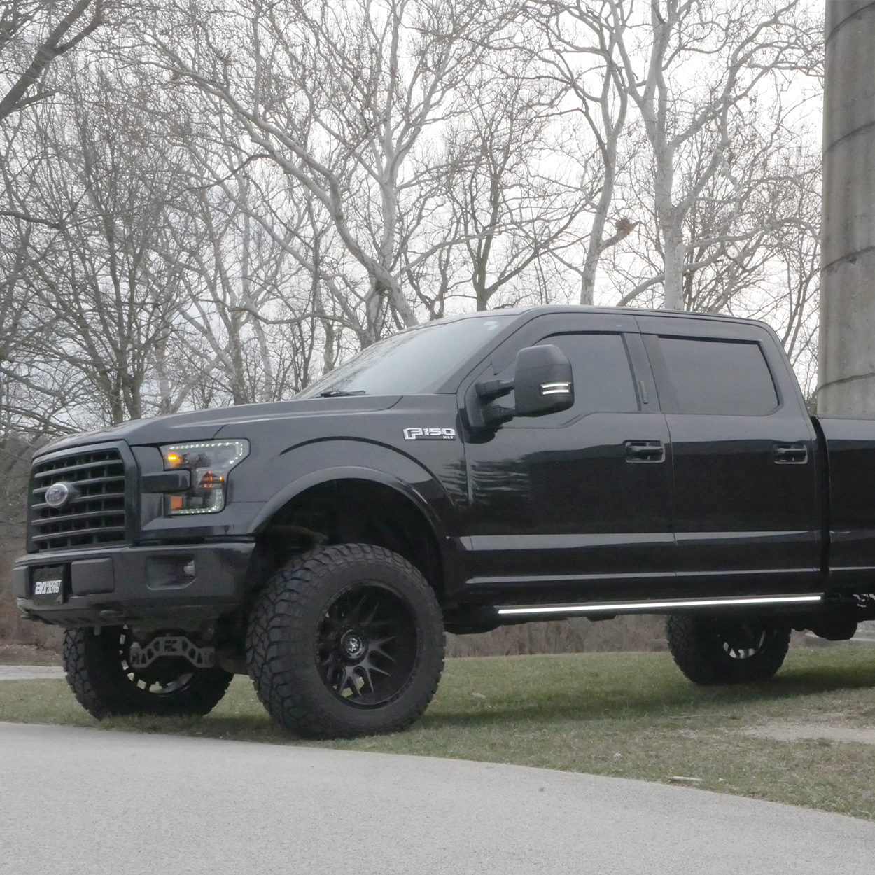 Lumastep M1 Light Up Running Boards | 2015-2020 Ford F150
