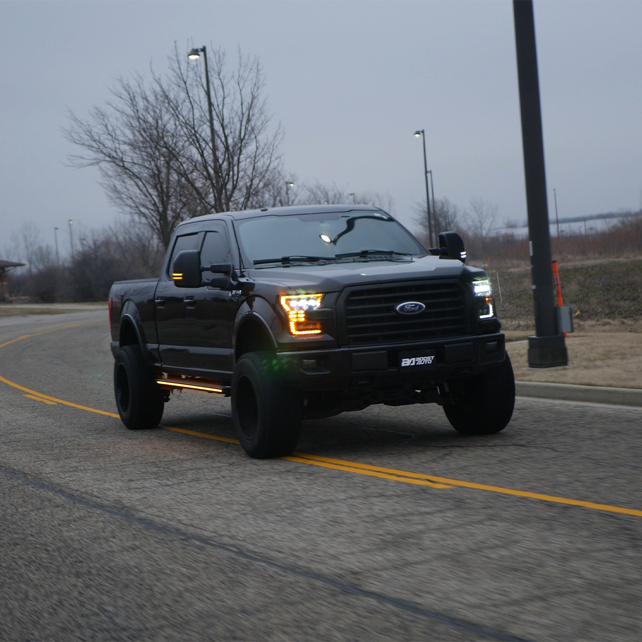 Lumastep M1 Light Up Running Boards | 2015-2020 Ford F150
