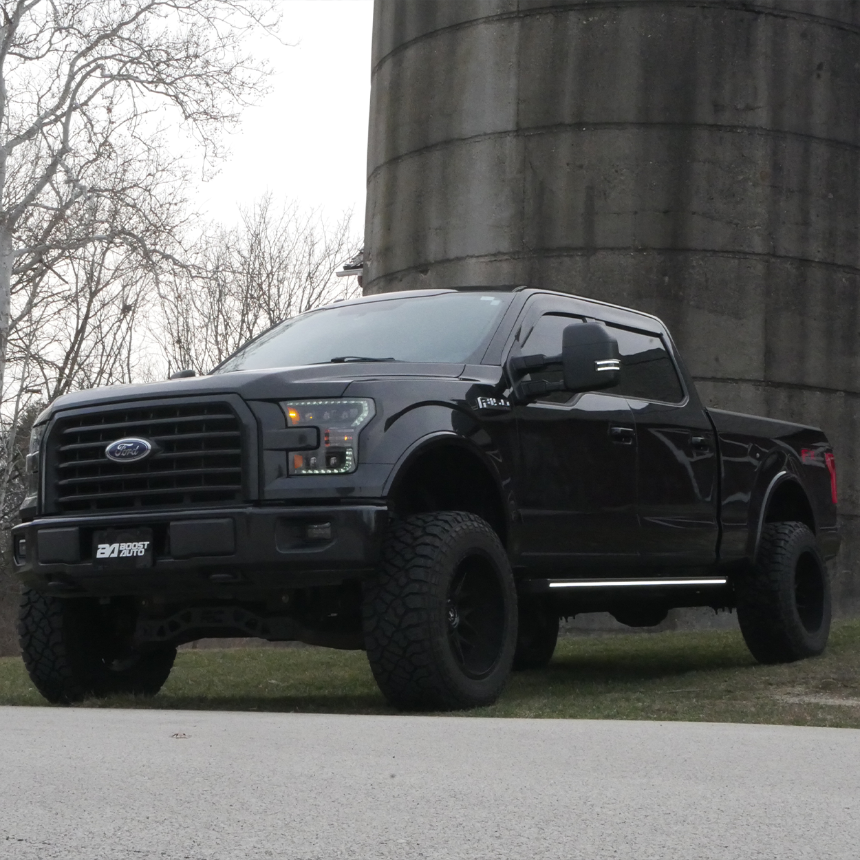 Lumastep M1 Light Up Running Boards | 2015-2020 Ford F150
