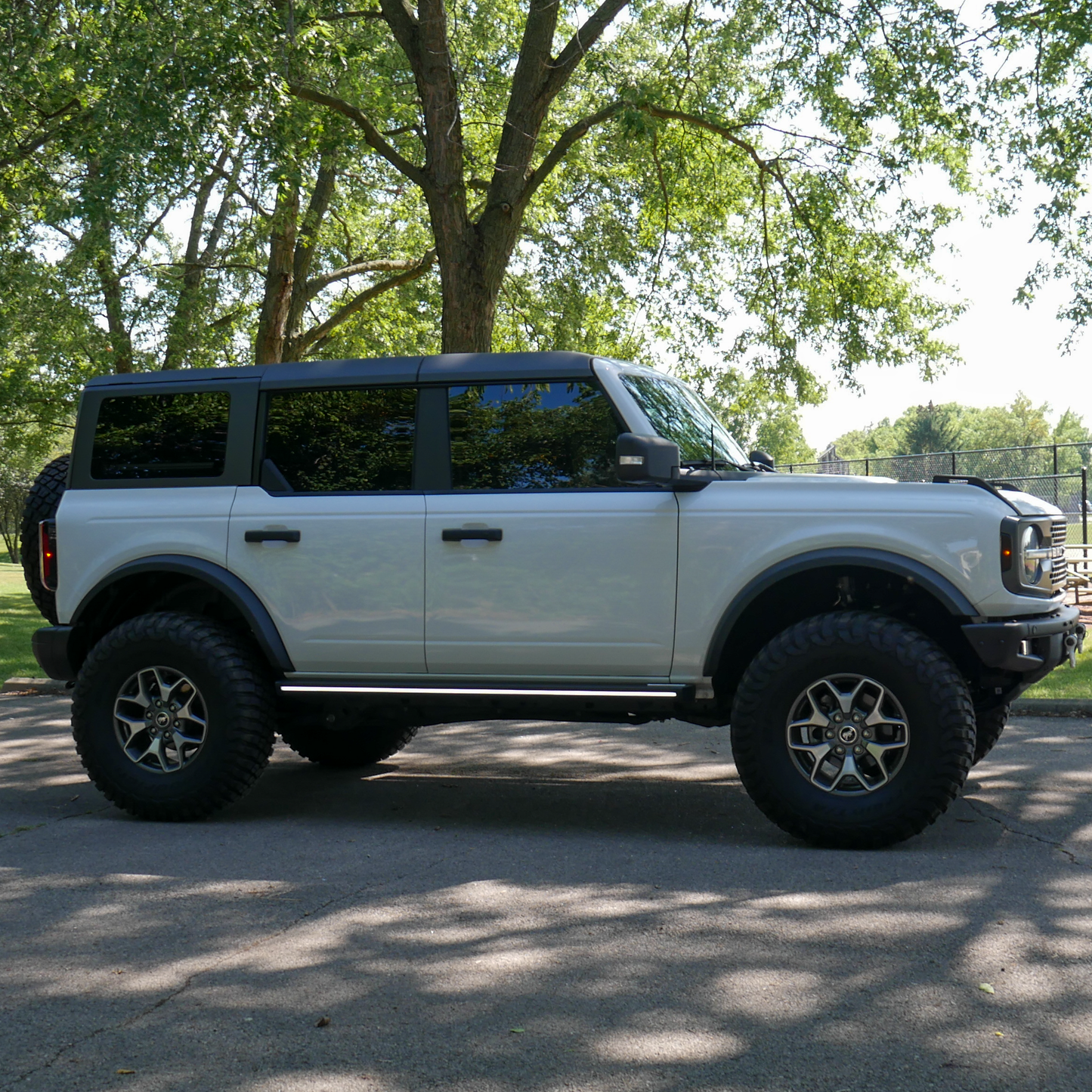 Lumastep M1 Light Up Running Boards | 2021-2026 Ford Bronco