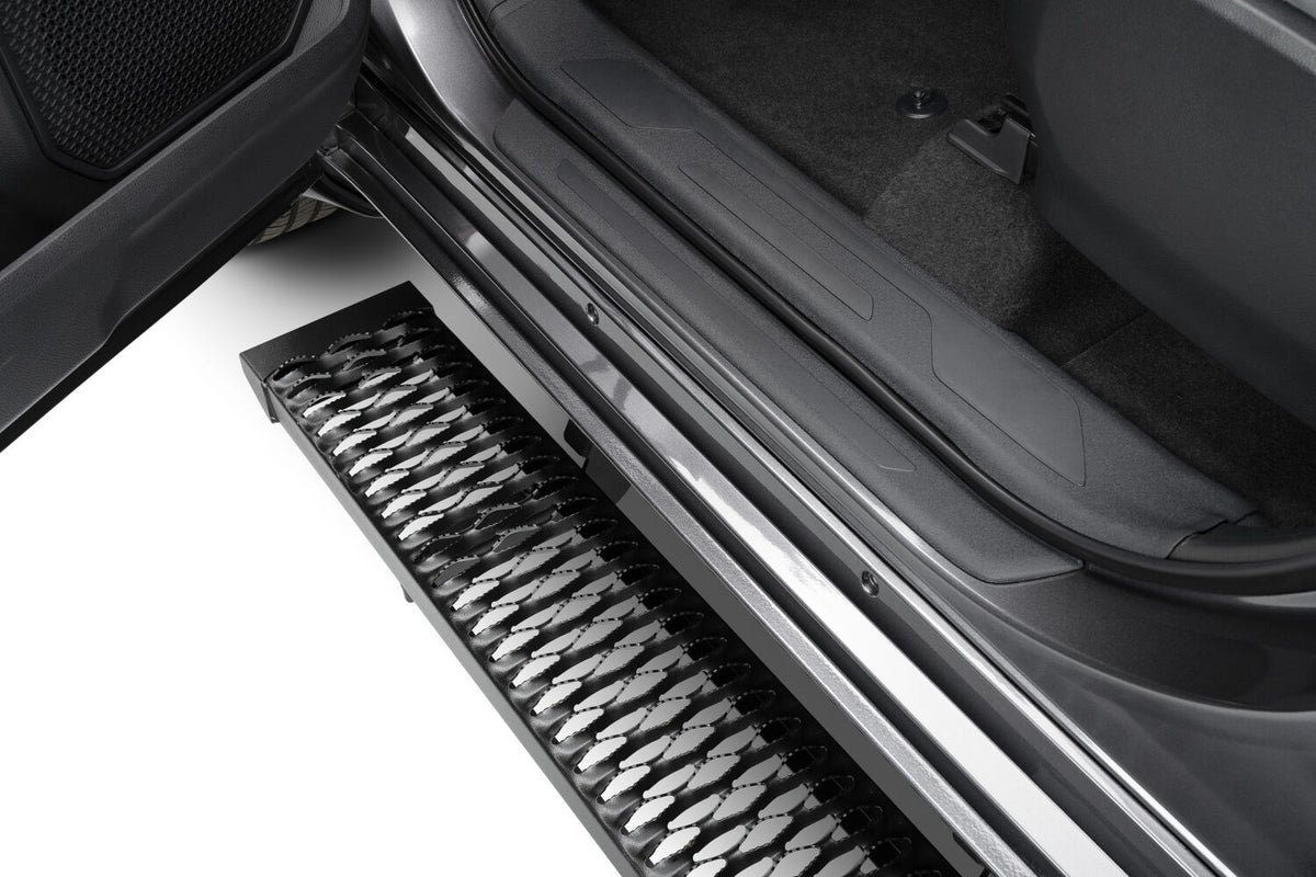 Growler Step System Cab Length (1 Step per Side) 7 Inch Board 2007-2021 Toyota Tundra CrewMax Textured Black NFab