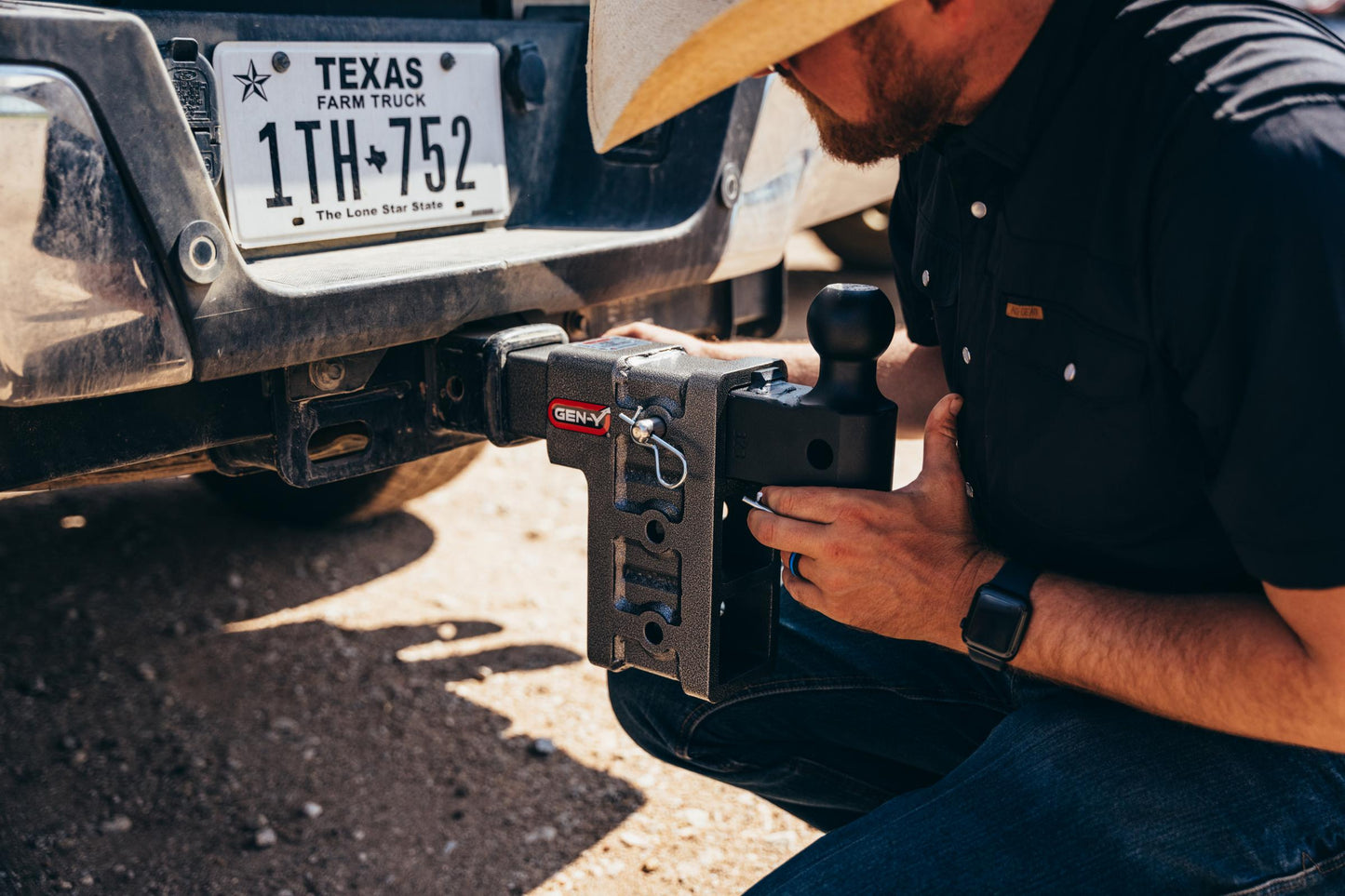 Mega Duty 2 Inch Shank 7.5 Inch Drop 1.5K TW 10K Hitch & GH-031 Dual-Ball Gen Y Hitch