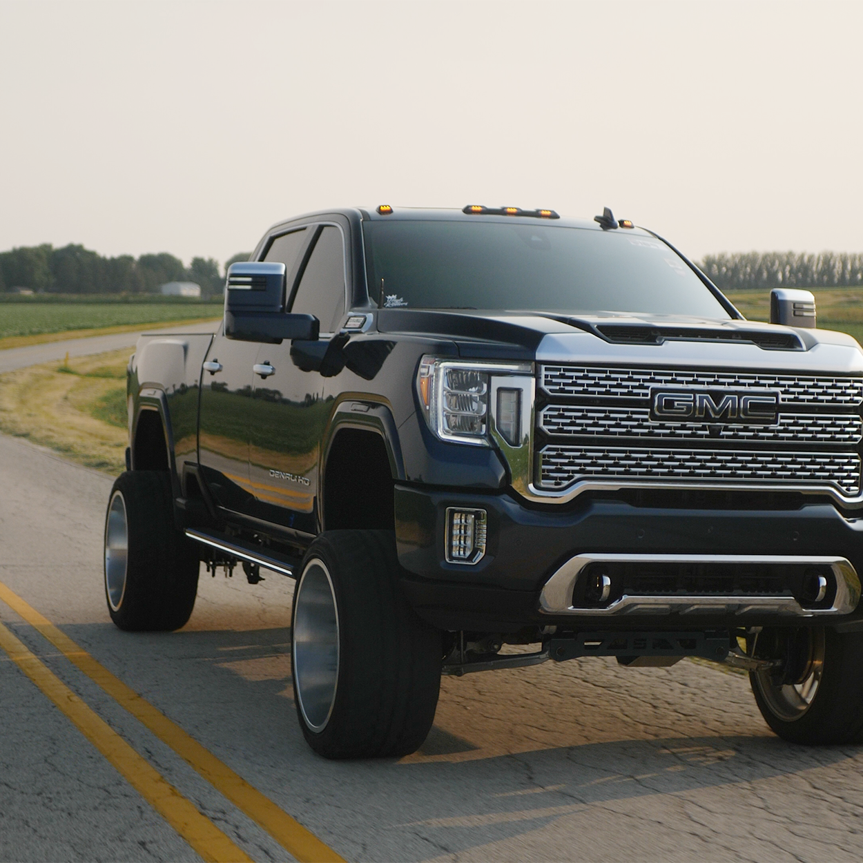Lumastep M1 Light Up Running Boards | 2020-2026 Chevy Silverado & GMC Sierra 2500/3500