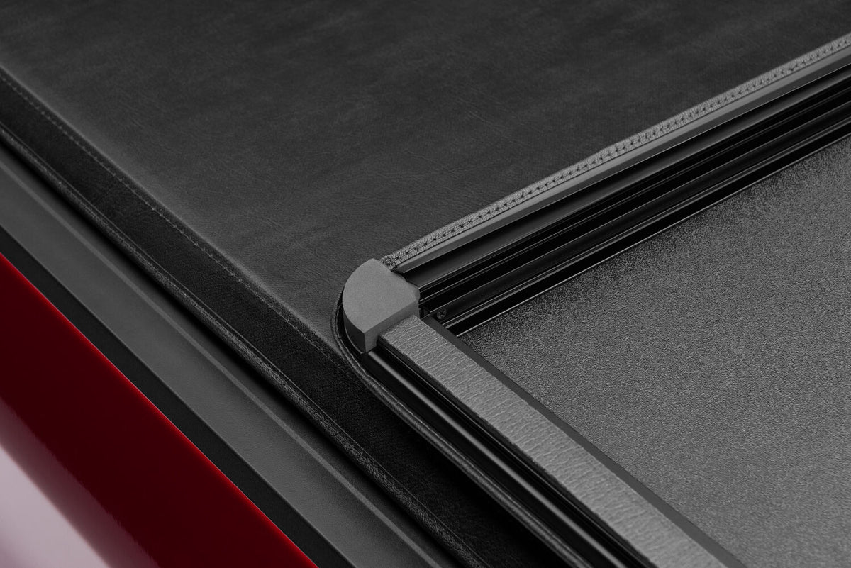 Hard Folding Tonneau Cover 15-22 Colorado/Canyon 5 Foot 3 Inch Tonno Pro