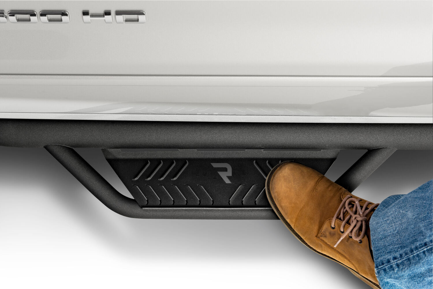 Podium Step LG Cab Length (2 Steps per Side) 3 Inch Main Tube Diameter 2007-2013 Chevy Silverado/GMC Sierra 1500/2007-2010 2500 HD/3500 HD Crew Cab Textured Black NFab
