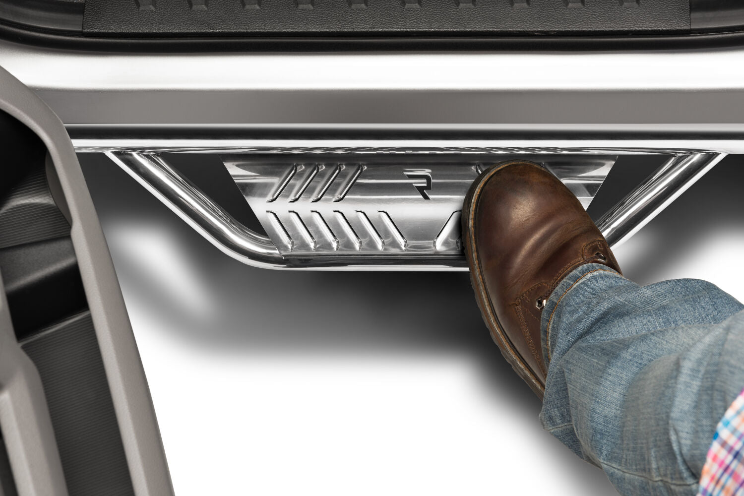 Podium Step SS Cab Length (2 Steps per Side) 3 Inch Main Tube Diameter 2019-2025 Ram 2500/3500/4500/5500 Crew Cab Polished Stainless NFab