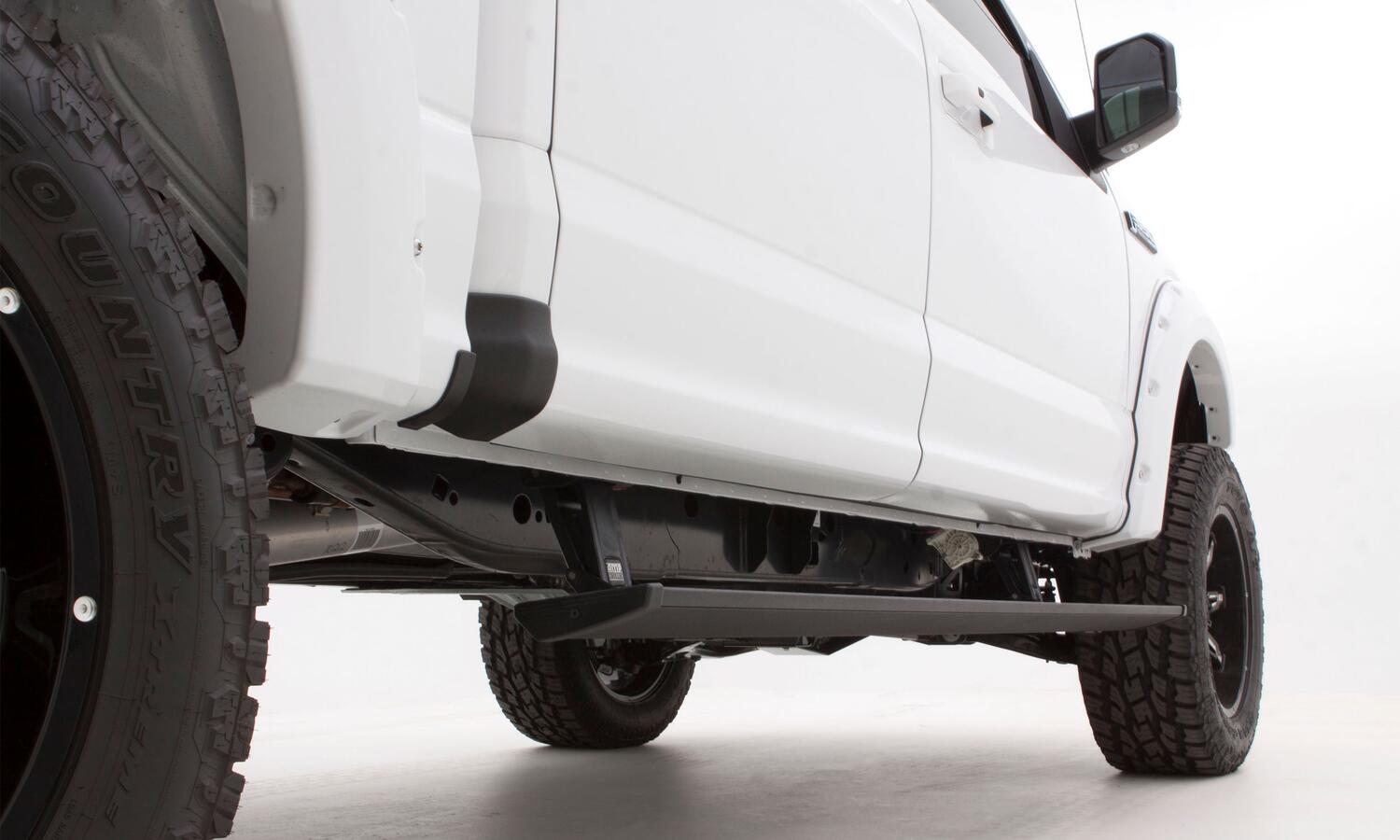 Husky_TrailArmor_FordF150_ExteriorwithAMPPSDown_14066.jpg
