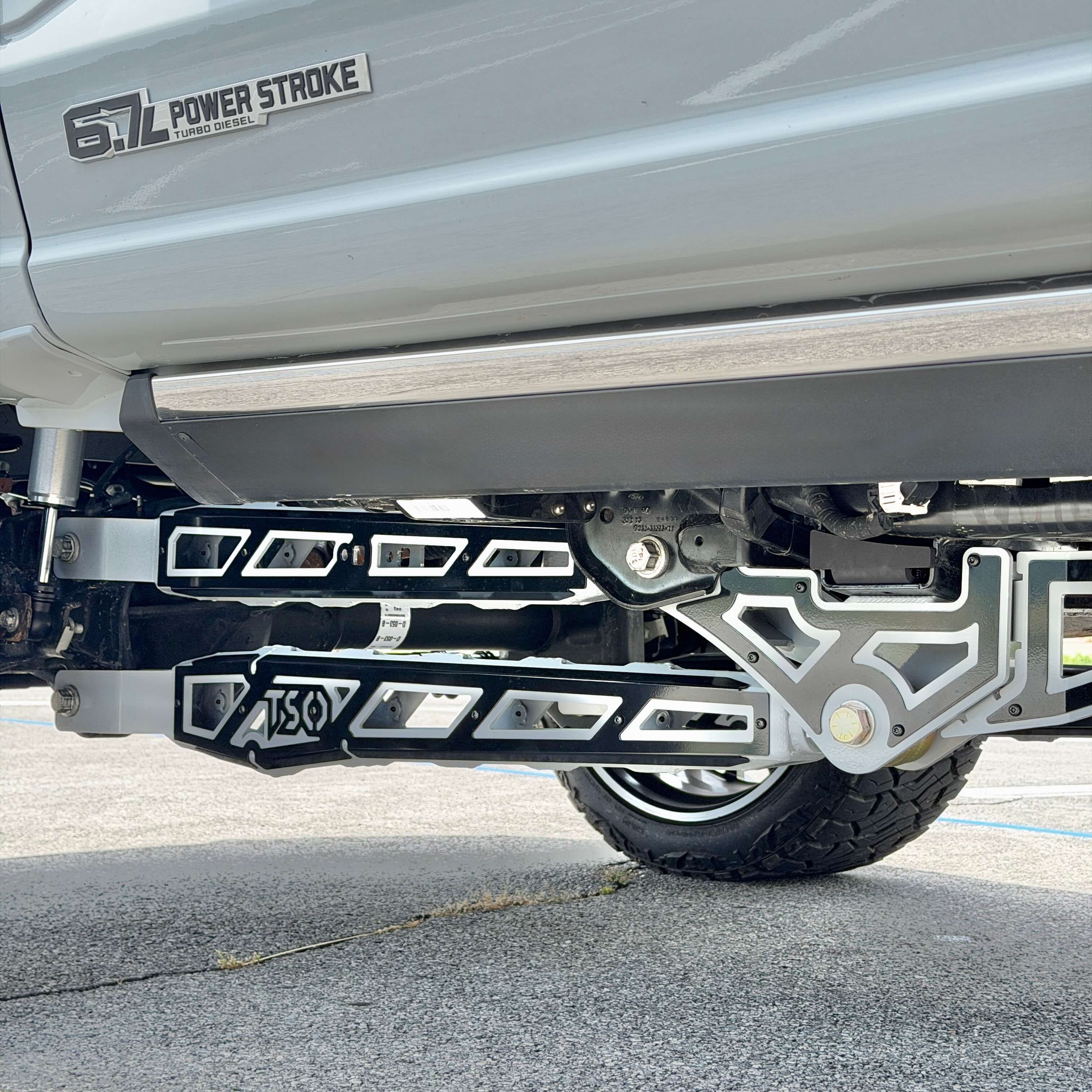 8" Lift System - 23+ Ford Super Duty