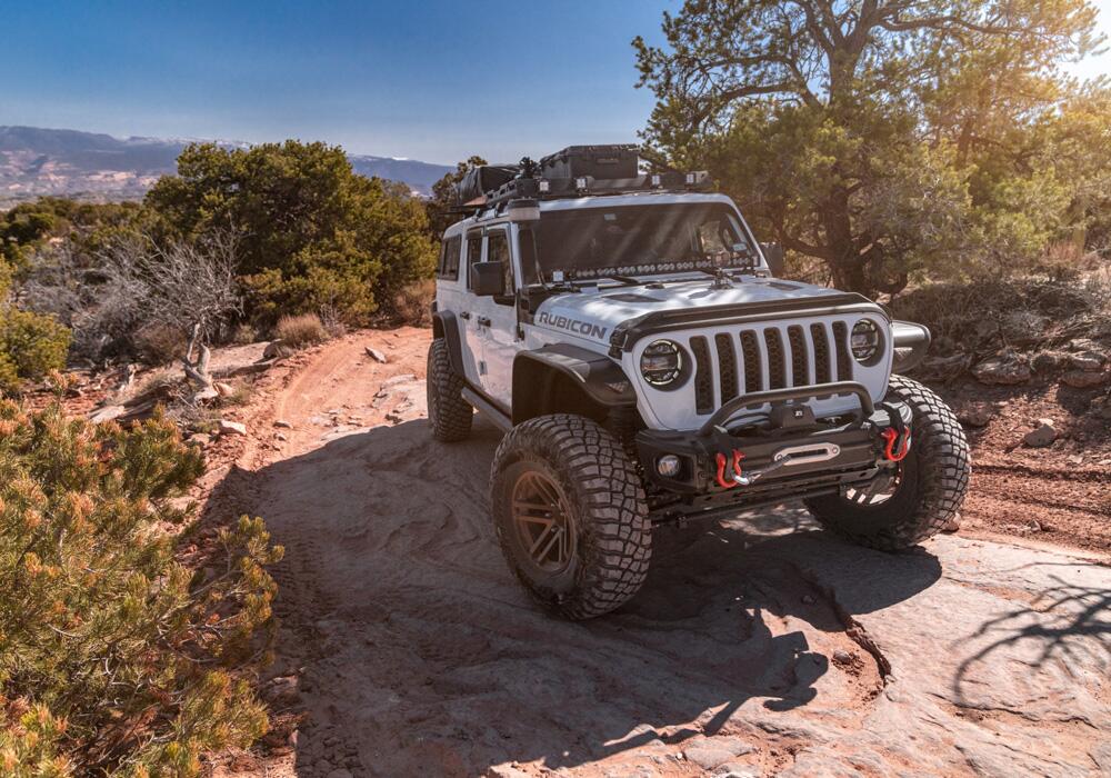 4 Inch Dual Rate Coil Lift Kit 2020-2025 Jeep Gladiator 4WD with Fox 2.0 Reservoir Shocks Will not fit Mojave Edition Superlift