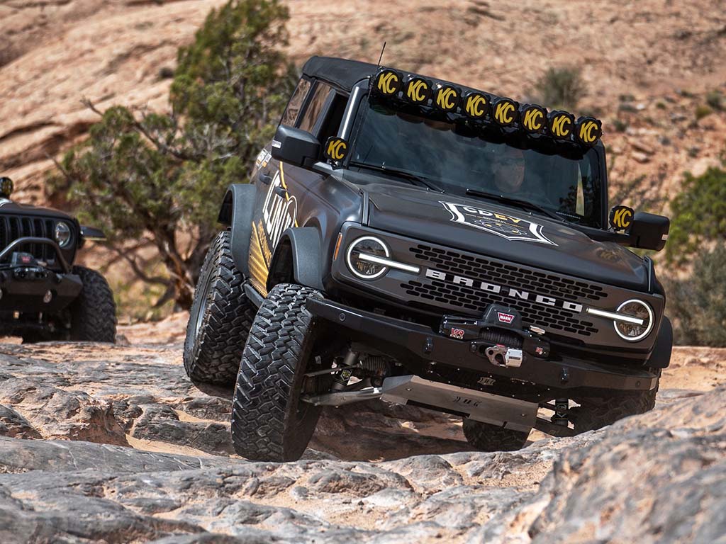 2021-2023 Ford Bronco Hoss 1.0 Pkg 1.375-3 Inch Lift Stage 2 Suspension System Billet Icon Vehicle Dynamics