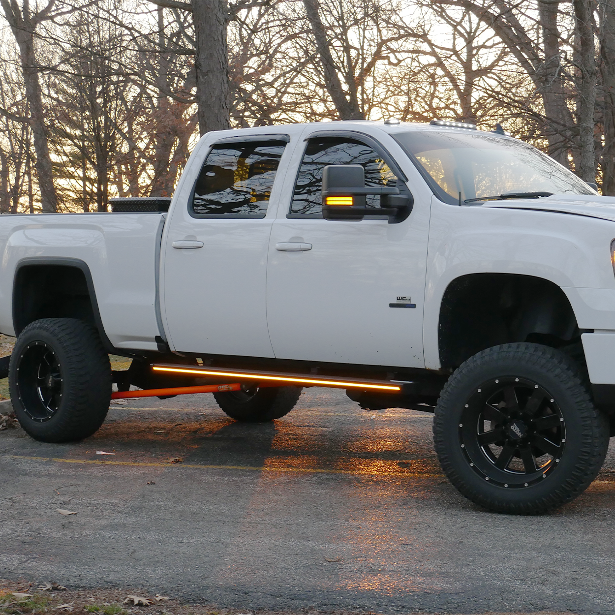 Lumastep M1 Light Up Running Boards | 2007.5-2014 Chevy Silverado & GMC Sierra
