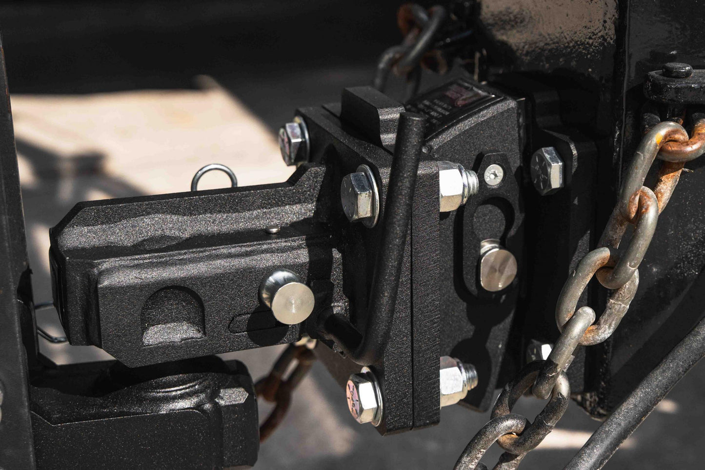 Medium Duty Road Suppressor Flat Plate to Flat Plate Mount BulletProof Hitch