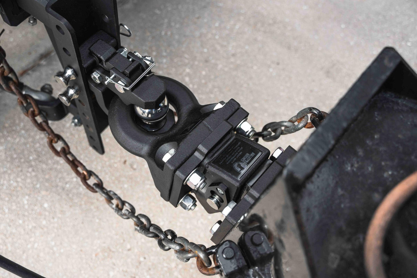 Medium Duty Road Suppressor Flat Plate to Flat Plate Mount BulletProof Hitch