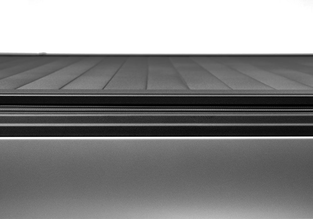 RetraxPRO with EZ-Off FRC-4000 Retractable Tonneau Cover Industrial Strength Aluminum Construction 2021-2026 Ford F-150 5' 7 inch Bed (Includes Lightning)