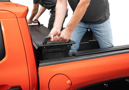 RetraxPRO with EZ-Off FRC-4000 Retractable Tonneau Cover Industrial Strength Aluminum Construction 2014-2018 Silverado/Sierra 5' 9 inch Bed Standard Rails