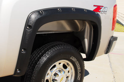 Rivet Style Fender Flare Set Rear, Textured, 2-Piece Set 2007-2014 Silverado/Sierra 1500/2500 HD/3500 HD Fleetside Lund