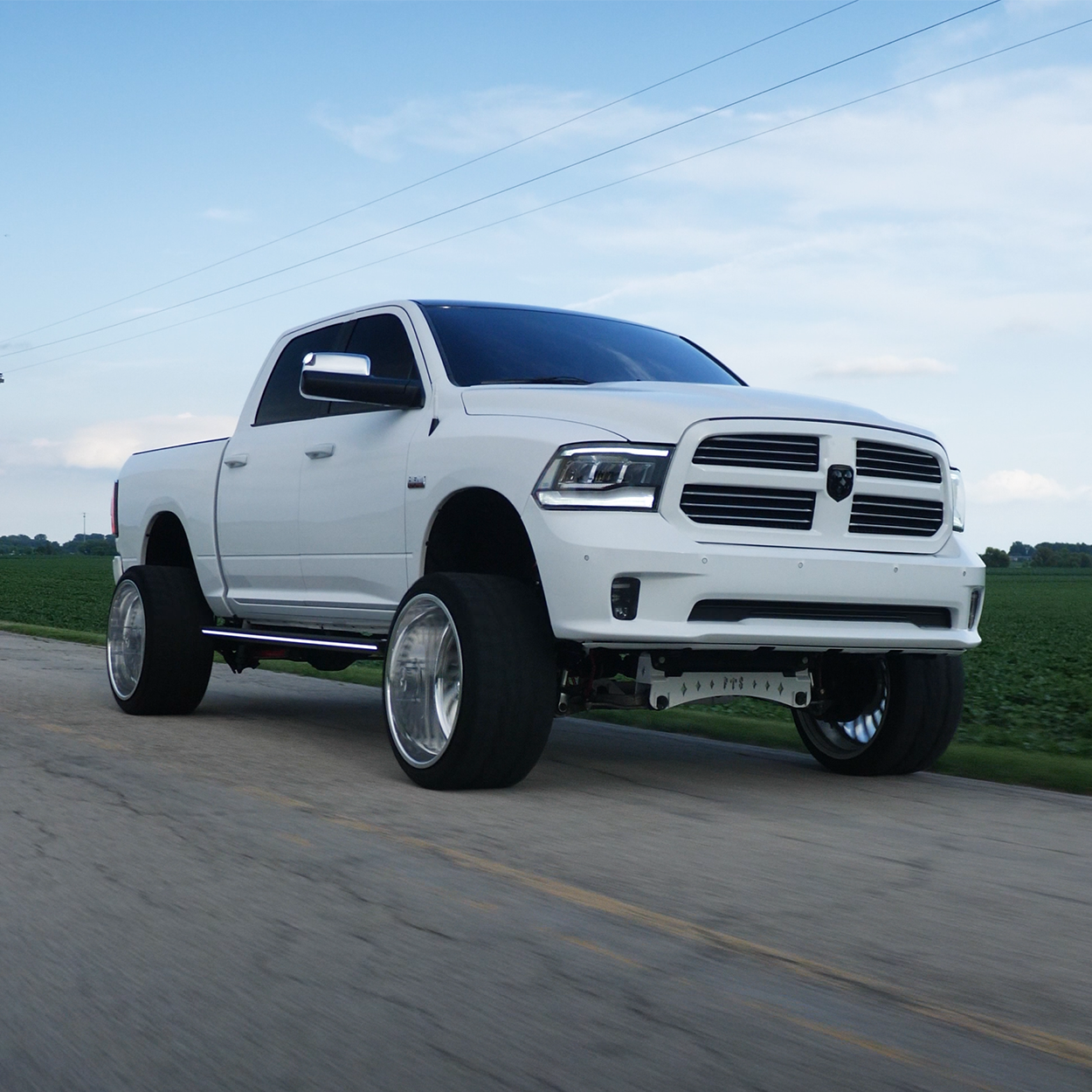Lumastep M1 Light Up Running Boards | 2009-2018 Dodge Ram 1500