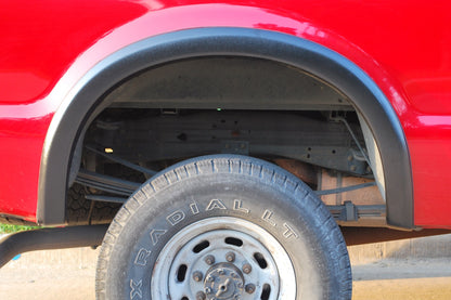 Sport Style Fender Flare Set Rear, Textured, 2-Piece Set 1999-2007 Ford F-250/F-350 Super Duty Fleetside Lund