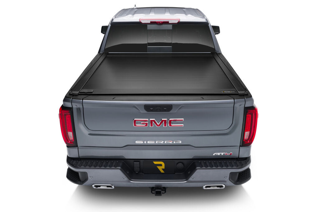 RetraxOne XR Retractable Tonneau Cover Matte One Piece Polycarbonate Construction 2019-2026 GMC Sierra (with CarbonPro Bed) 5' 9 inch Bed without Stake Pockets Standard Rails