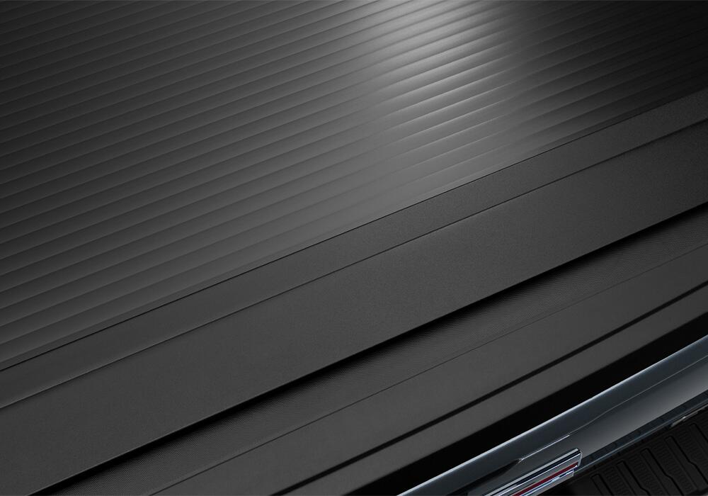 RetraxOne XR Retractable Tonneau Cover Matte One Piece Polycarbonate Construction 2019-2026 GMC Sierra (with CarbonPro Bed) 5' 9 inch Bed without Stake Pockets Standard Rails