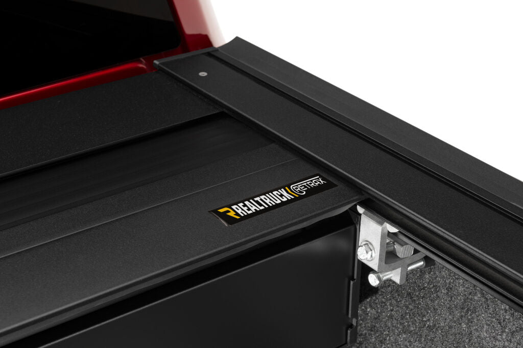 RetraxOne XR Retractable Tonneau Cover Matte One Piece Polycarbonate Construction 2022-2026 Nissan Frontier 6' 1 inch Bed with or without Utili-Track System without Stake Pockets