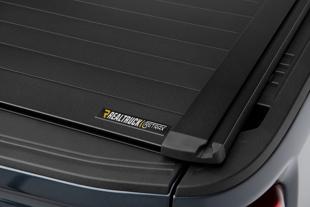 PowertraxPRO Xr Retractable Tonneau Cover Industrial Strength Aluminum Construction Electric Cover 2019-2026 Silverado/Sierra (without CarbonPro Bed) 5' 9 inch Bed without Stake Pockets Standard Rails