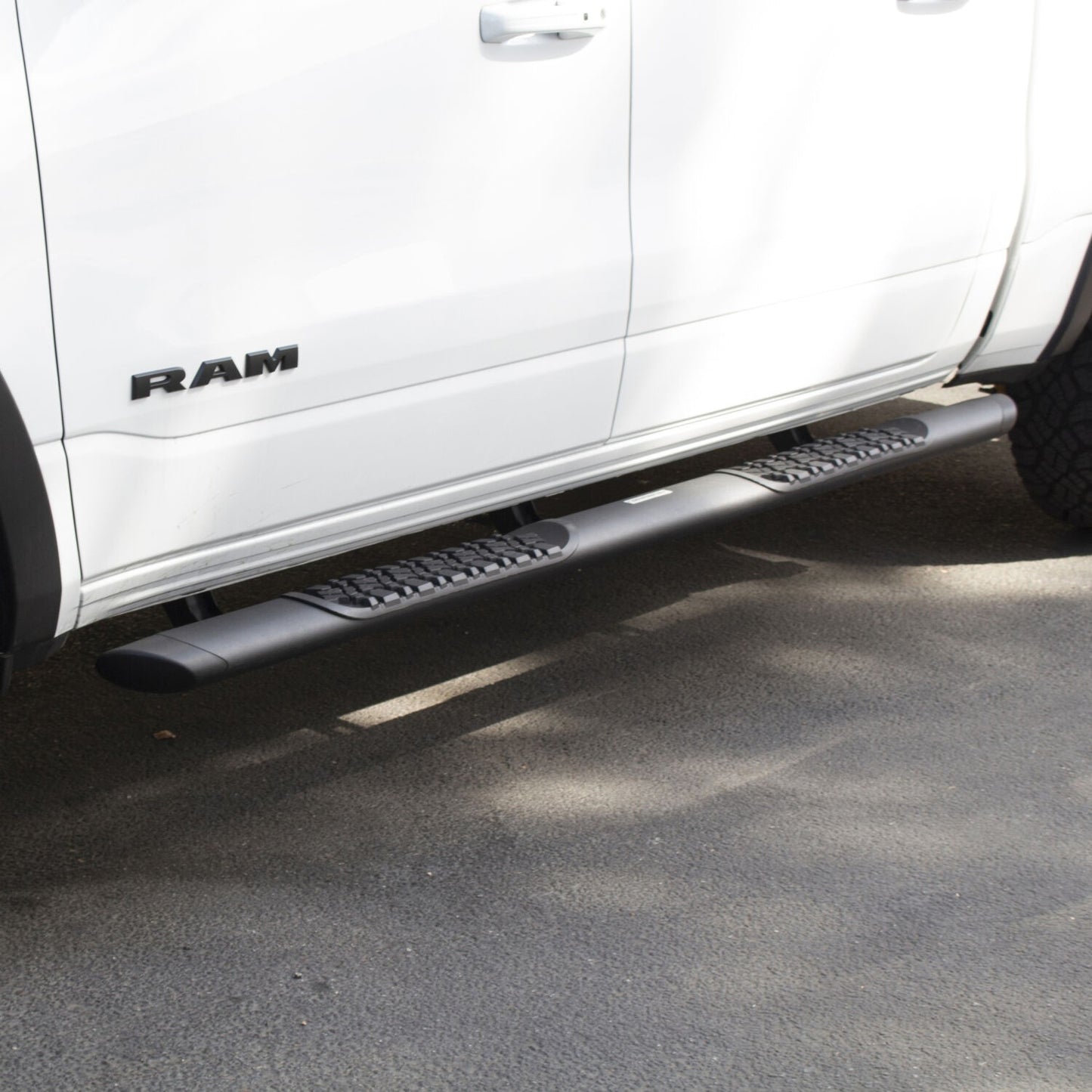 V3 Series Aluminum 5 Inch Elipse Side Steps with Mounting Brackets Textured Black 2019-2026 Ram 1500 Crew Cab Go Rhino