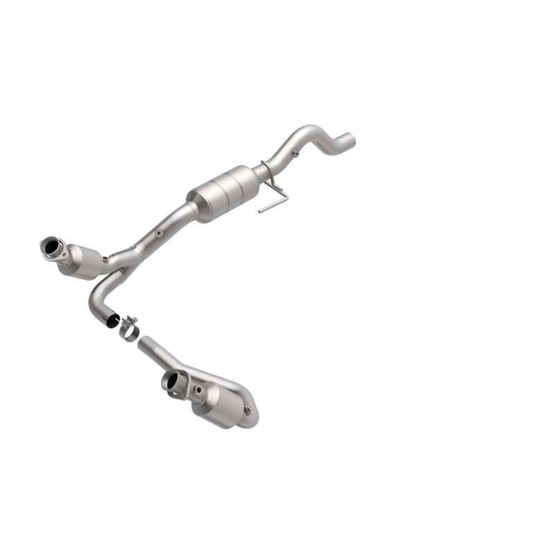 MagnaFlow Direct Fit Catalytic Converter 00-03 Durango 4WD 5.9L