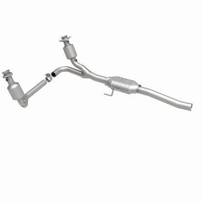 MagnaFlow Direct Fit Catalytic Converter 00-03 Dodge Dakota 2WD 4.7L