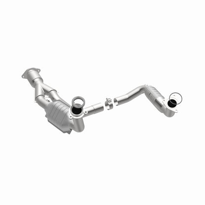 MagnaFlow Direct Fit Catalytic Converter 06-09 TB/Envoy 5.3/6.0 OEM