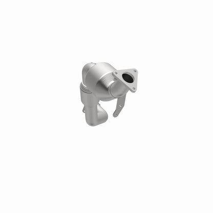 MagnaFlow Direct Fit Catalytic Converter 07 VW Touareg 3.6L Rear close