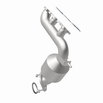 MagnaFlow Direct Fit Catalytic Converter 04-06 Toyota Sienna 3.3L