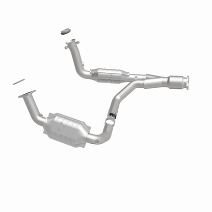 MagnaFlow Direct Fit Catalytic Converter 06-09 TB/Envoy 5.3/6.0 OEM