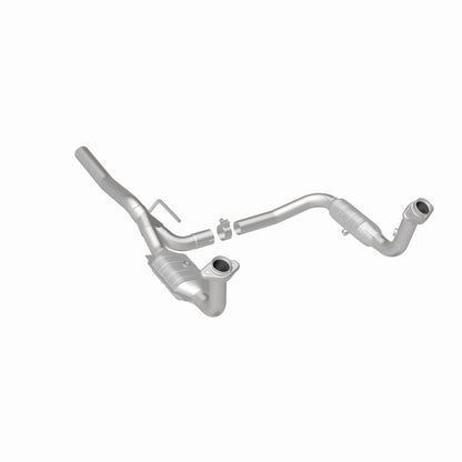 MagnaFlow Direct Fit Catalytic Converter 07-11 Dodge Nitro 4.0L