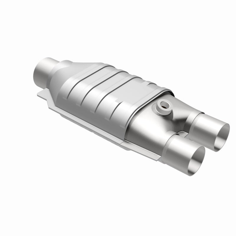 MagnaFlow 2.5in./2in. S/D CAOBDII Universal Converter