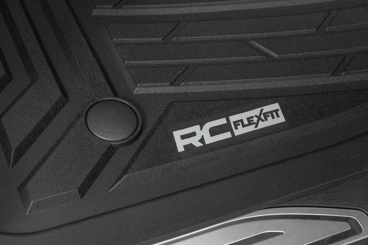 Flex-Fit Floor Mats | FR & RR | FR Bucket | Crew | Chevy/GMC 1500/2500HD/3500HD (19-26)