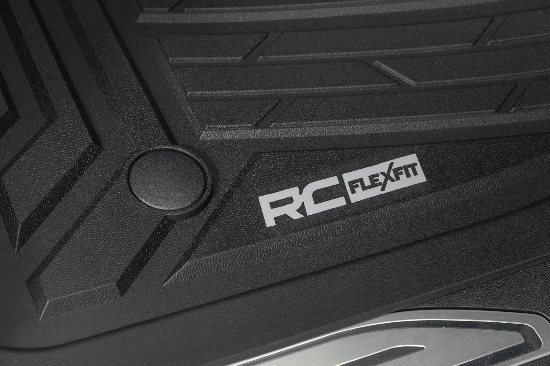 Flex-Fit Floor Mats | FR & RR | FR Bucket | Crew | Chevy/GMC 1500/2500HD/3500HD (19-26)