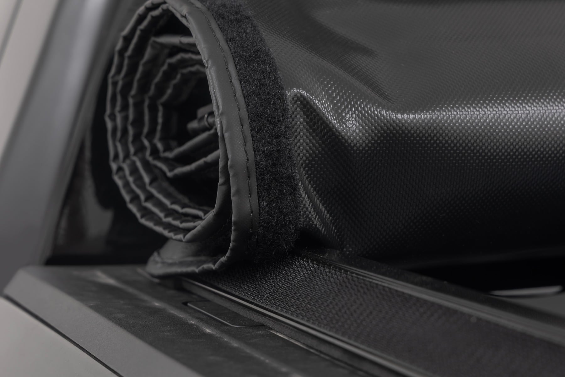 Soft Roll Up Bed Cover  | 6'7" Bed | Chevy/GMC Sierra 1500 (19-26)/Silverado 1500 (19-26) 