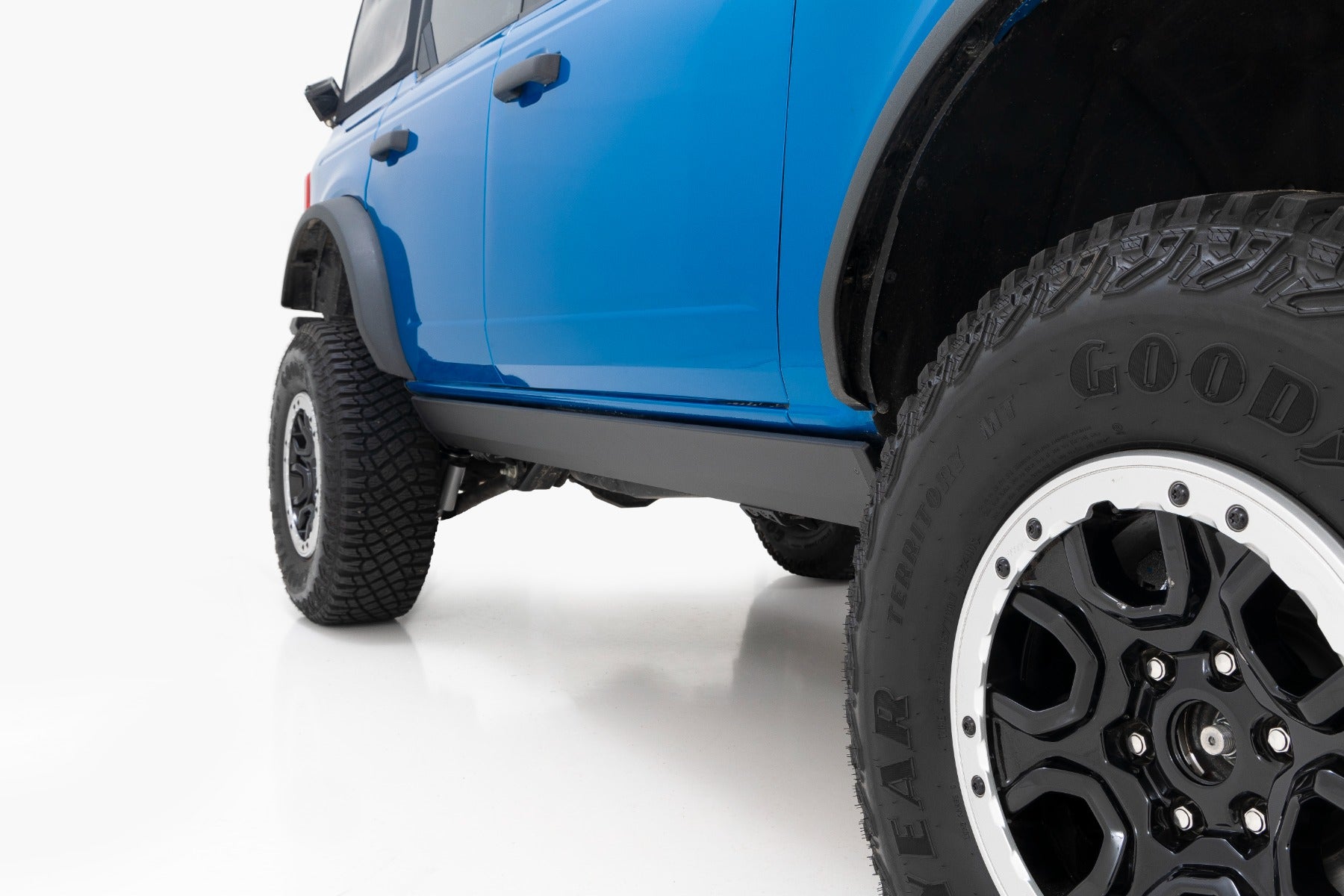 Power Running Boards | Dual Electric Motor | 4 Door | Ford Bronco 4WD (21-26)