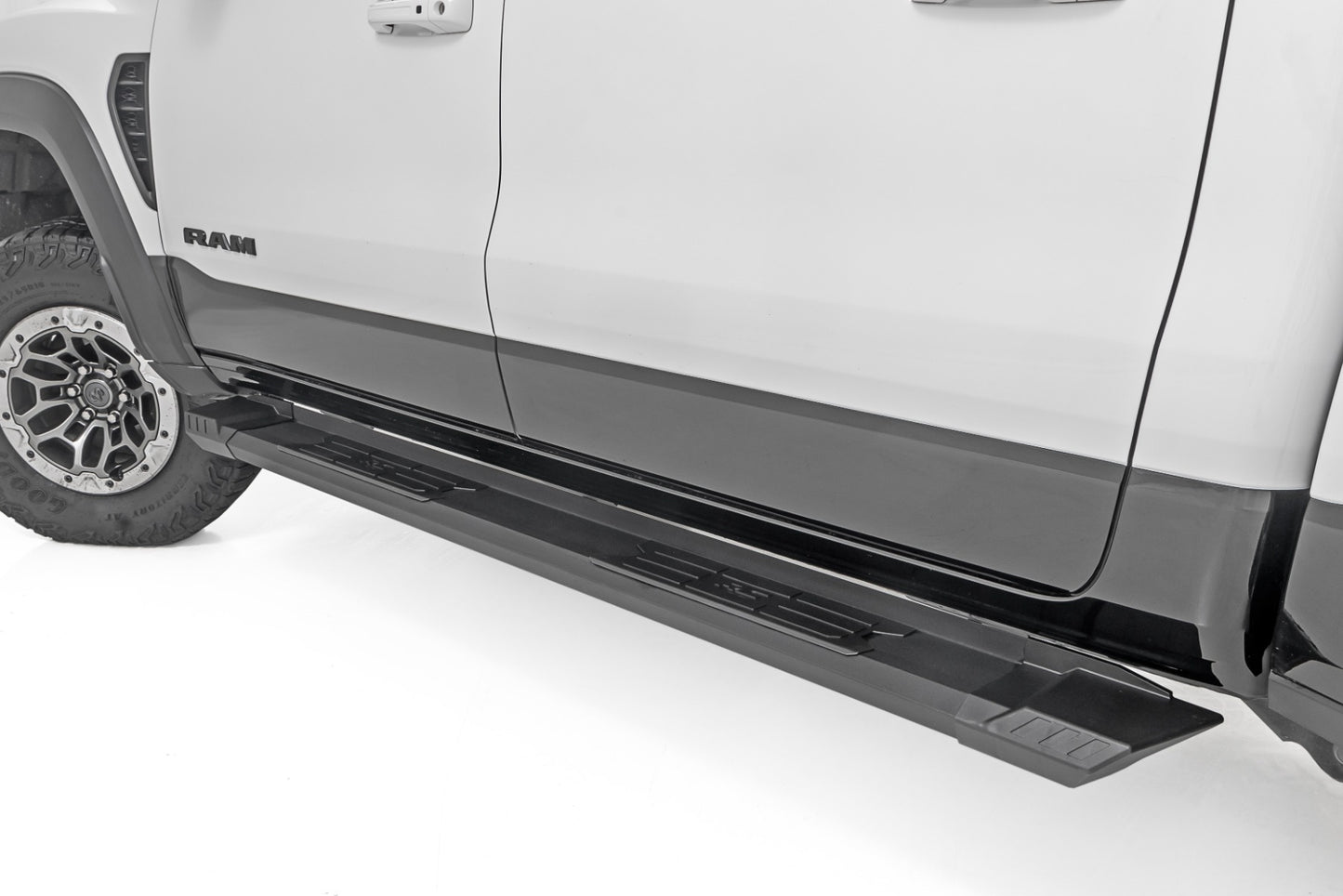 HD2 Aluminum Running Boards | Crew Cab | Ram 1500 (19-26)/1500 TRX (21-24) 