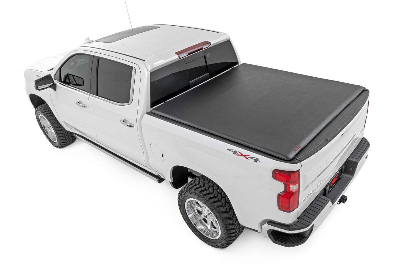 Soft Roll Up Bed Cover | 5'10" Bed | Chevy/GMC Sierra 1500 (19-26)/Silverado 1500 (19-26) 