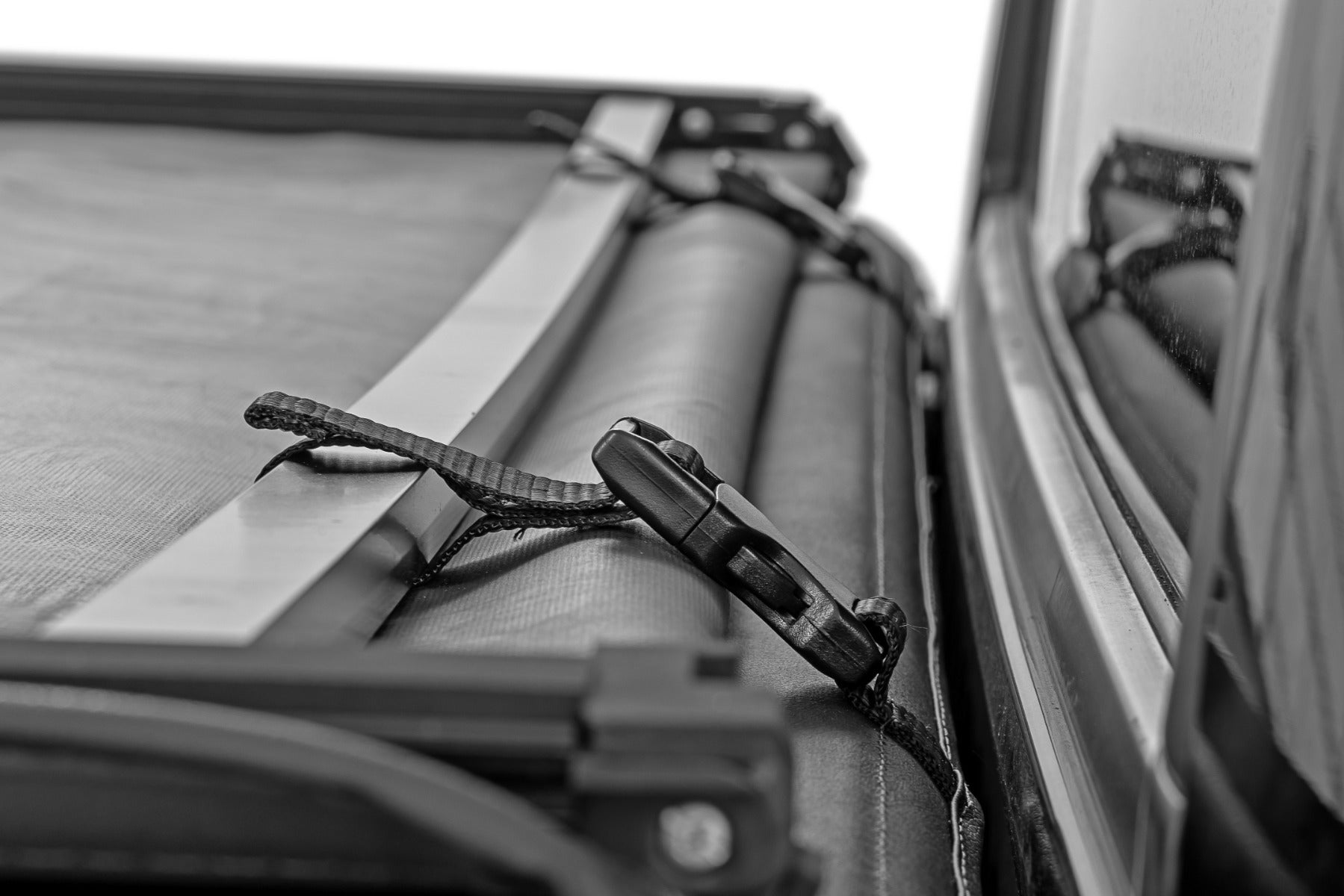 Soft Tri-Fold Bed Cover | With & W/O OE Rails | 6'7" Bed | Toyota Tundra (22-26)