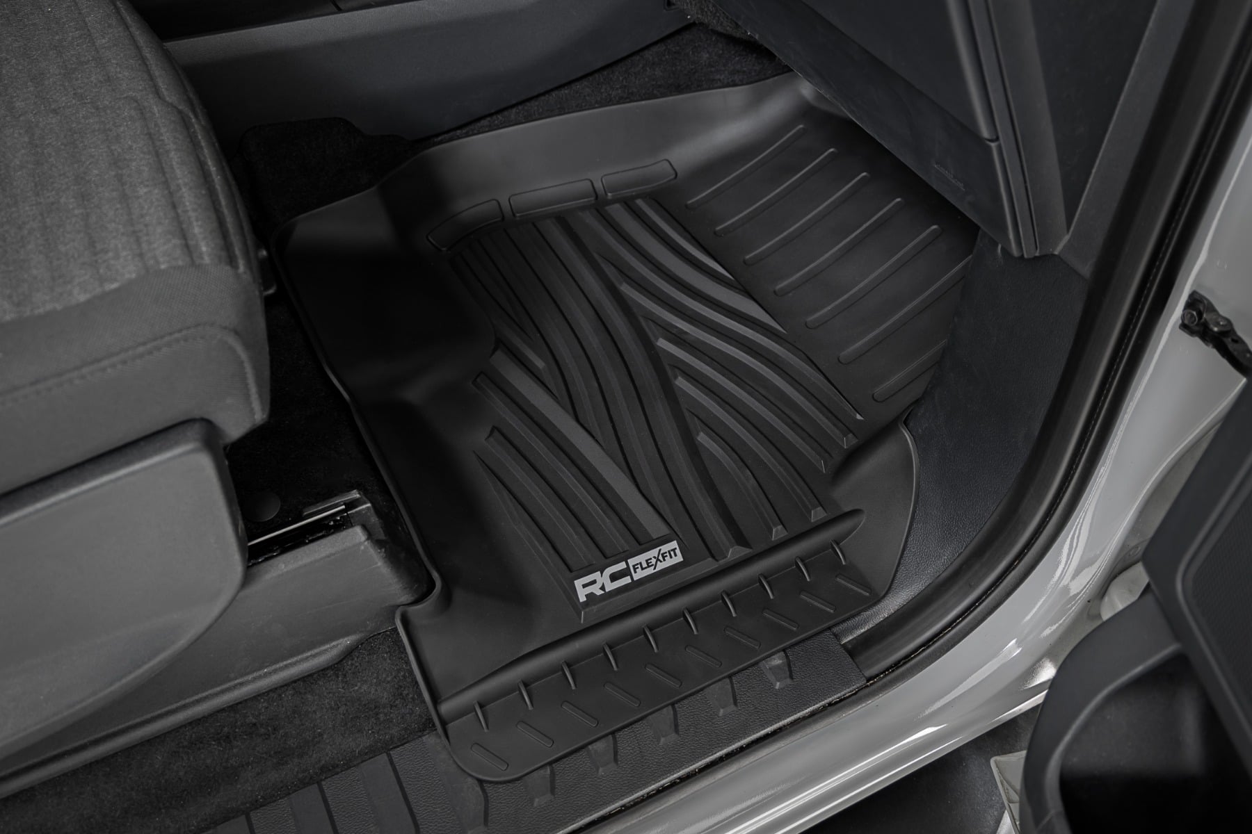 Flex-Fit Floor Mats | Front | Ford F-150 (15-26)/F-150 Lightning (22-26)/Raptor (17-26) 