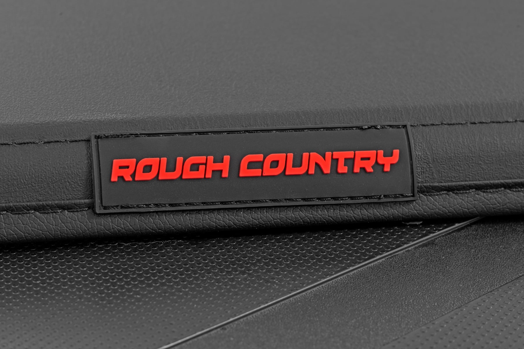 Soft Tri-Fold Bed Cover | 5'7" Bed | with and w/o OE Rail | Toyota Tundra (22-26)