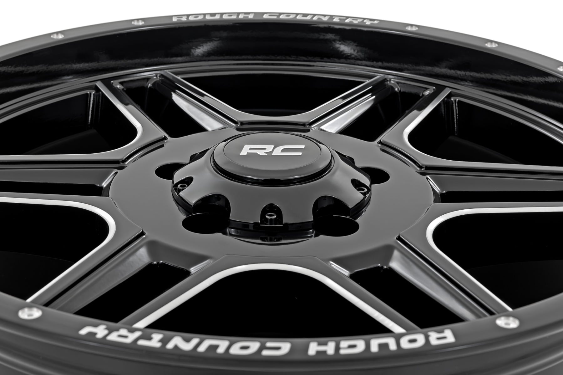 Rough Country 92 Series Wheel | Machined One-Piece | Gloss Black | 18x9 | 6x5.5 | +0mm