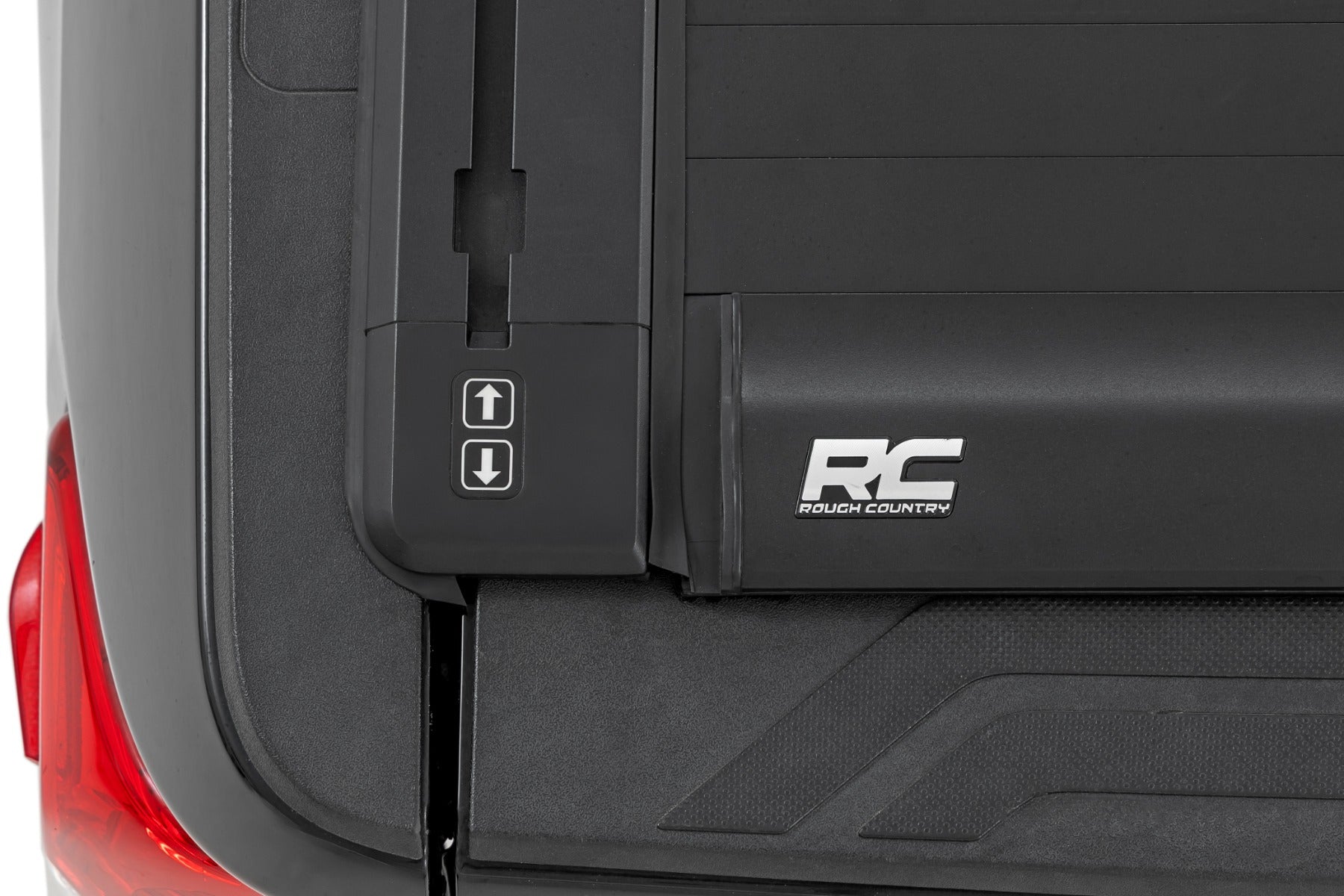 Powered Retractable Bed Cover | 5'7" Bed | Toyota Tundra (07-21)